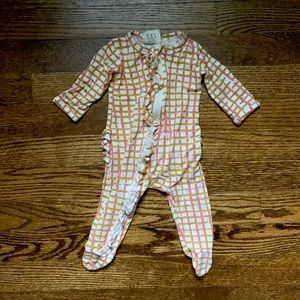 LIKE NEW bamboo ruffle sleeper